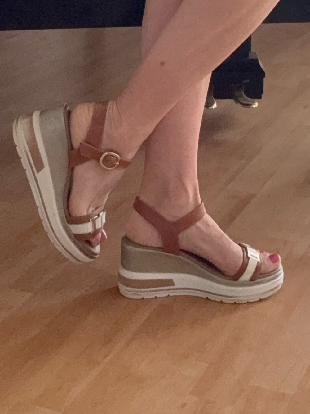 Nero Giardini Tan and White Platform Sandals Shoes 38 Us 8 $450